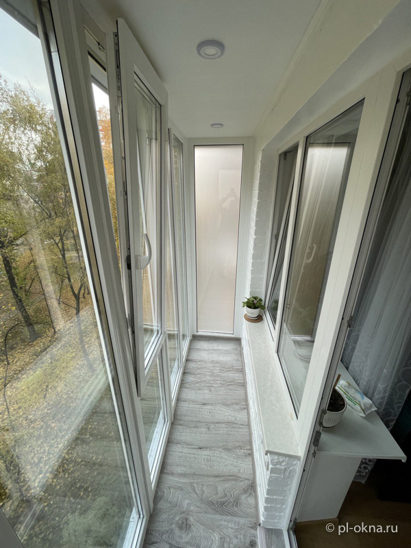 Французкий панорамный балкон