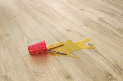 laminat_quick_step_impressive_im1847_dub_svetlyy_32_klass_8_mm