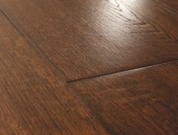 laminat_quick_step_impressive_im1995_dub_bordo_32_klass_8_mm